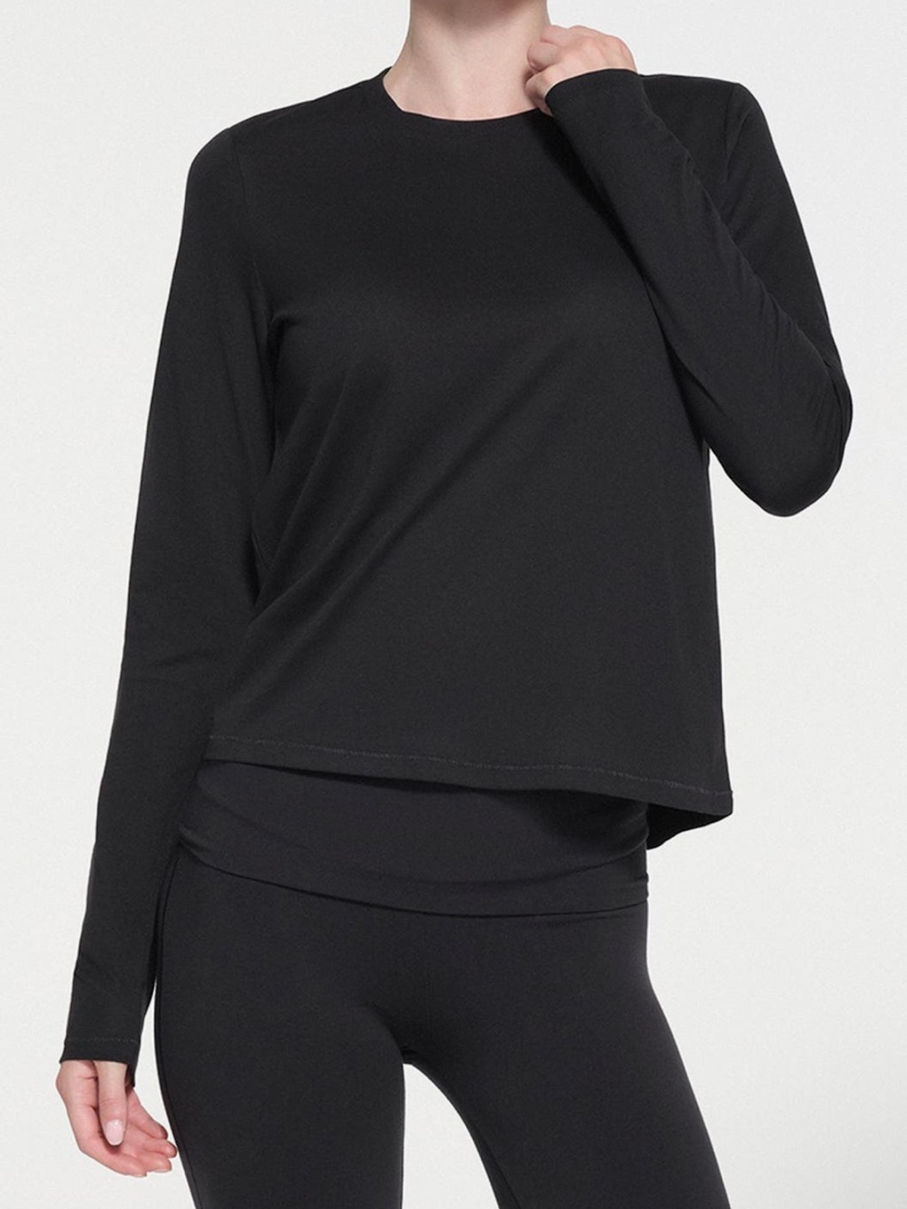 SKIMS Relaxed Long Sleeve T-Shirt in ONYX